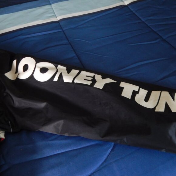 Members Only Looney Tunes Varsity Jacket/ Size Extra Small - Picture 6 of 8